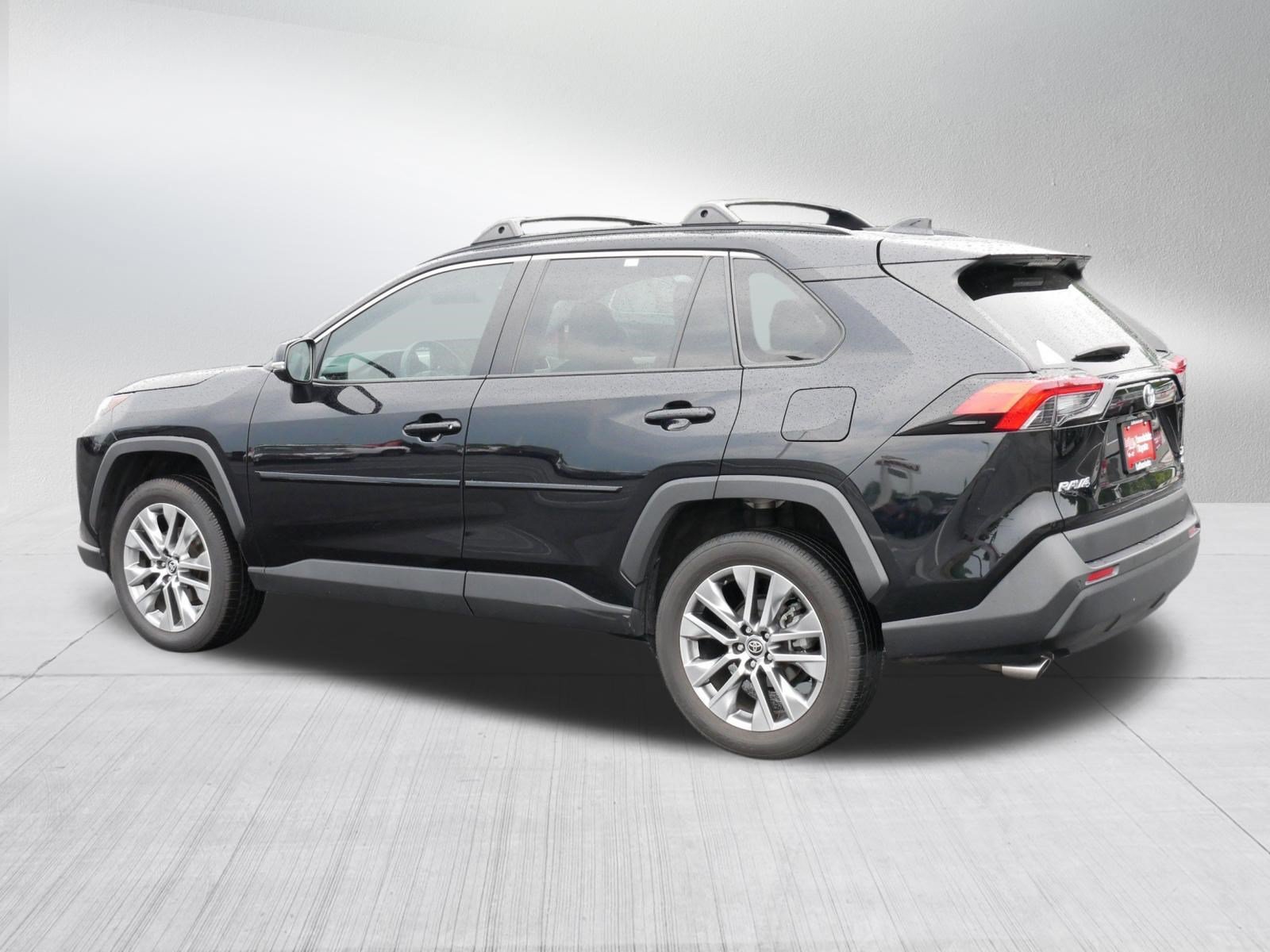 Certified Used 2023 MIDNIGHT BLACK METAL Toyota XLE Premium image 5
