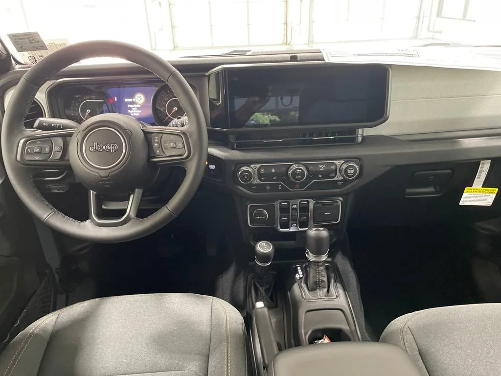 2025 Jeep Wrangler 4-Door Sport S - Photo 38