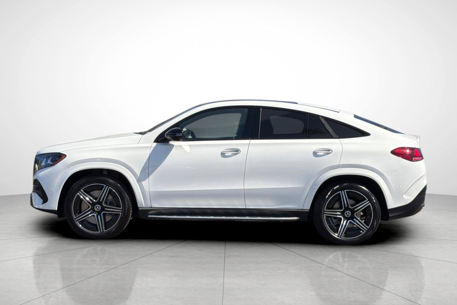 New 2027 Polar White Mercedes-Benz GLE 450 Coupe image 30