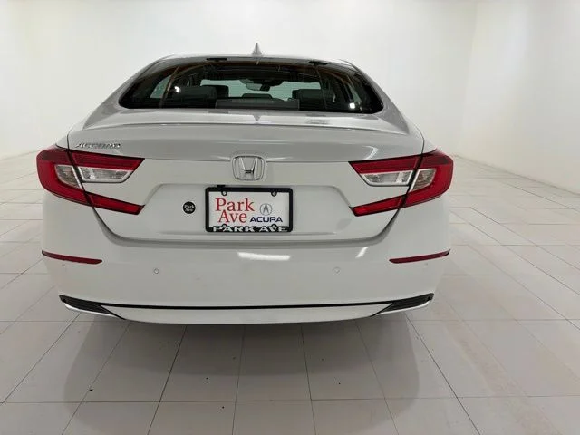 Used 2021 Platinum White Pearl Honda EX-L image 4