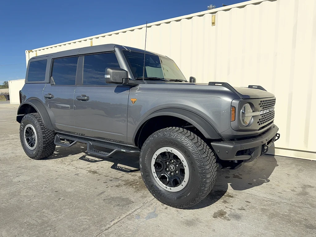 2022 Ford Bronco 4-Door Badlands