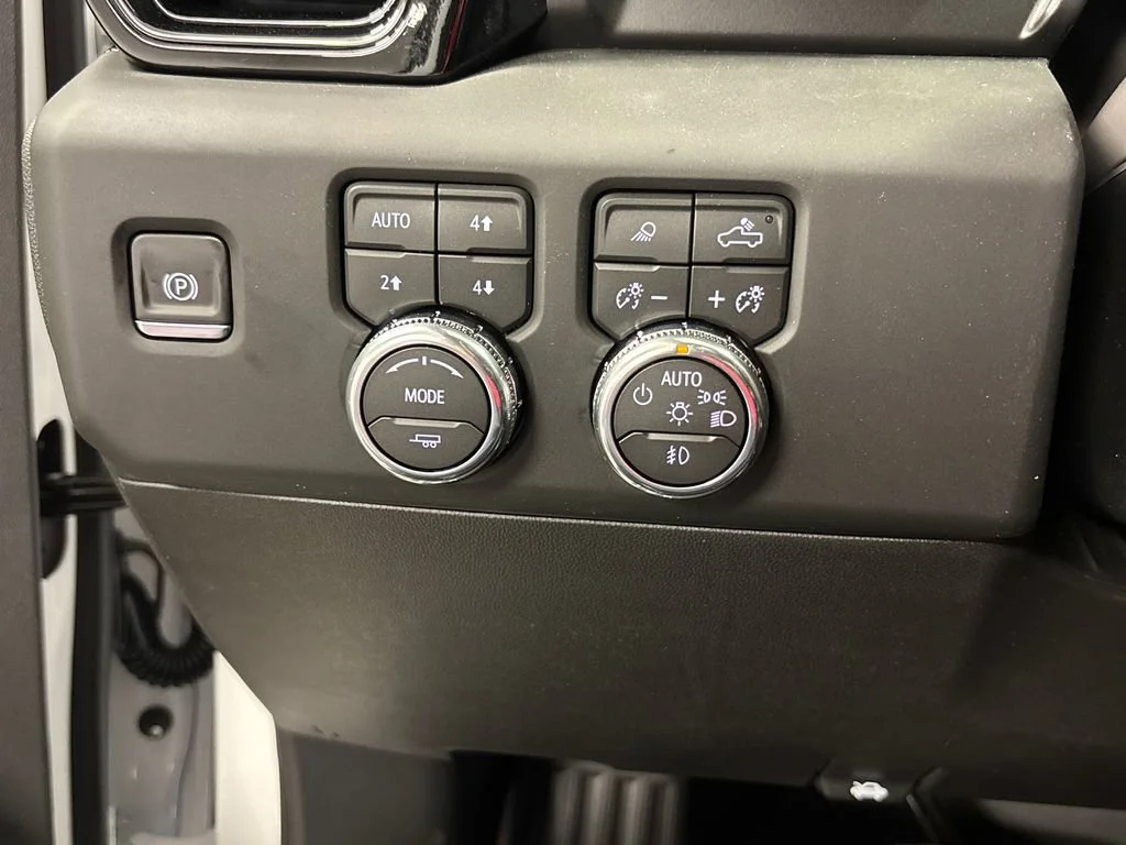2026 GMC Sierra 1500 AT4 - Photo 33