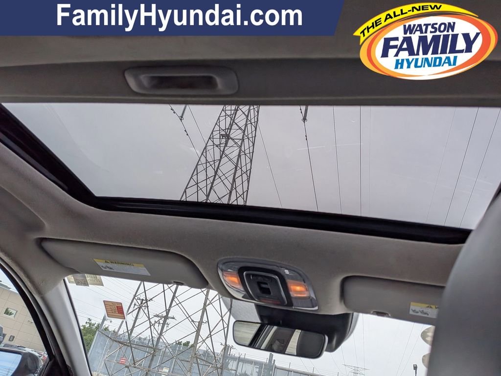 2023 Hyundai Elantra Limited - Photo 25