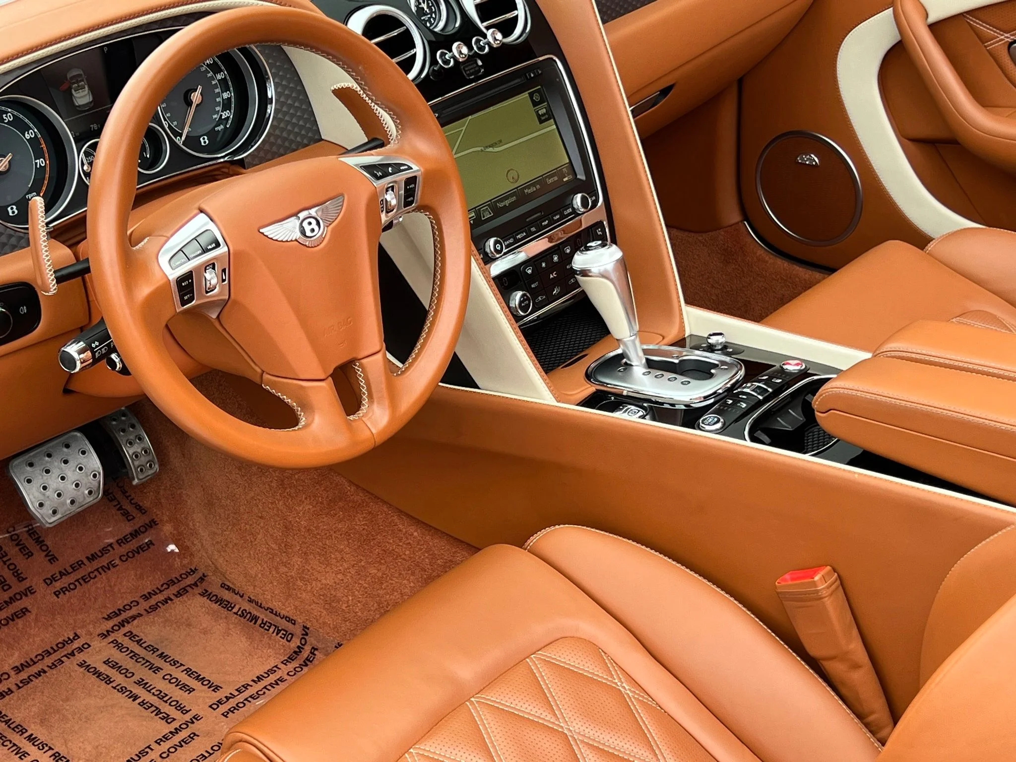 Used 2015  Bentley Speed image 3