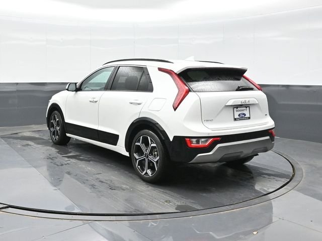 Used 2024 White Kia EX Touring image 6