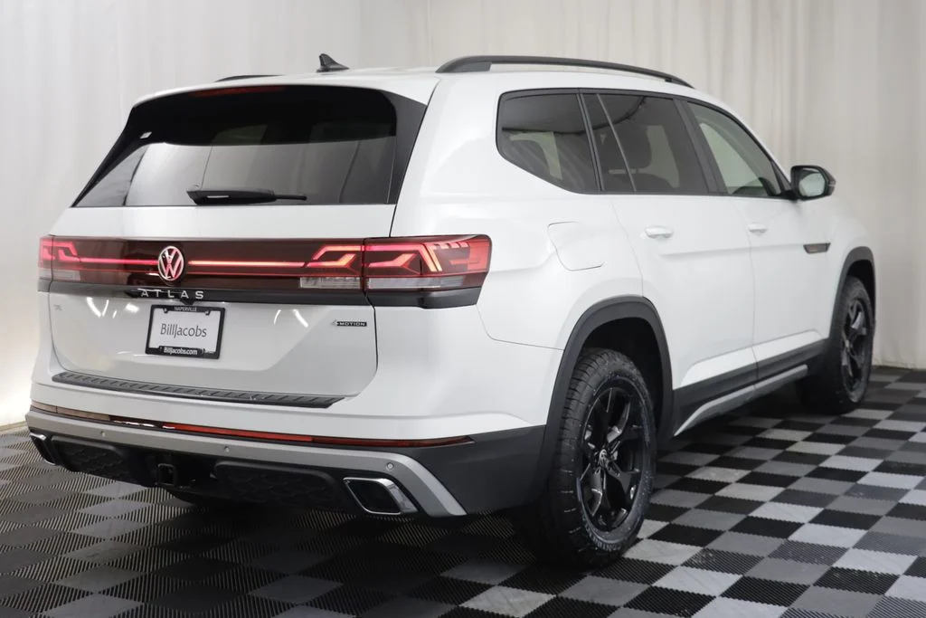 New 2026 Opal White Volkswagen Peak Edition image 17
