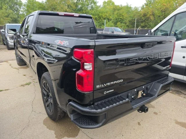 Used 2024 Black Chevrolet Custom image 2