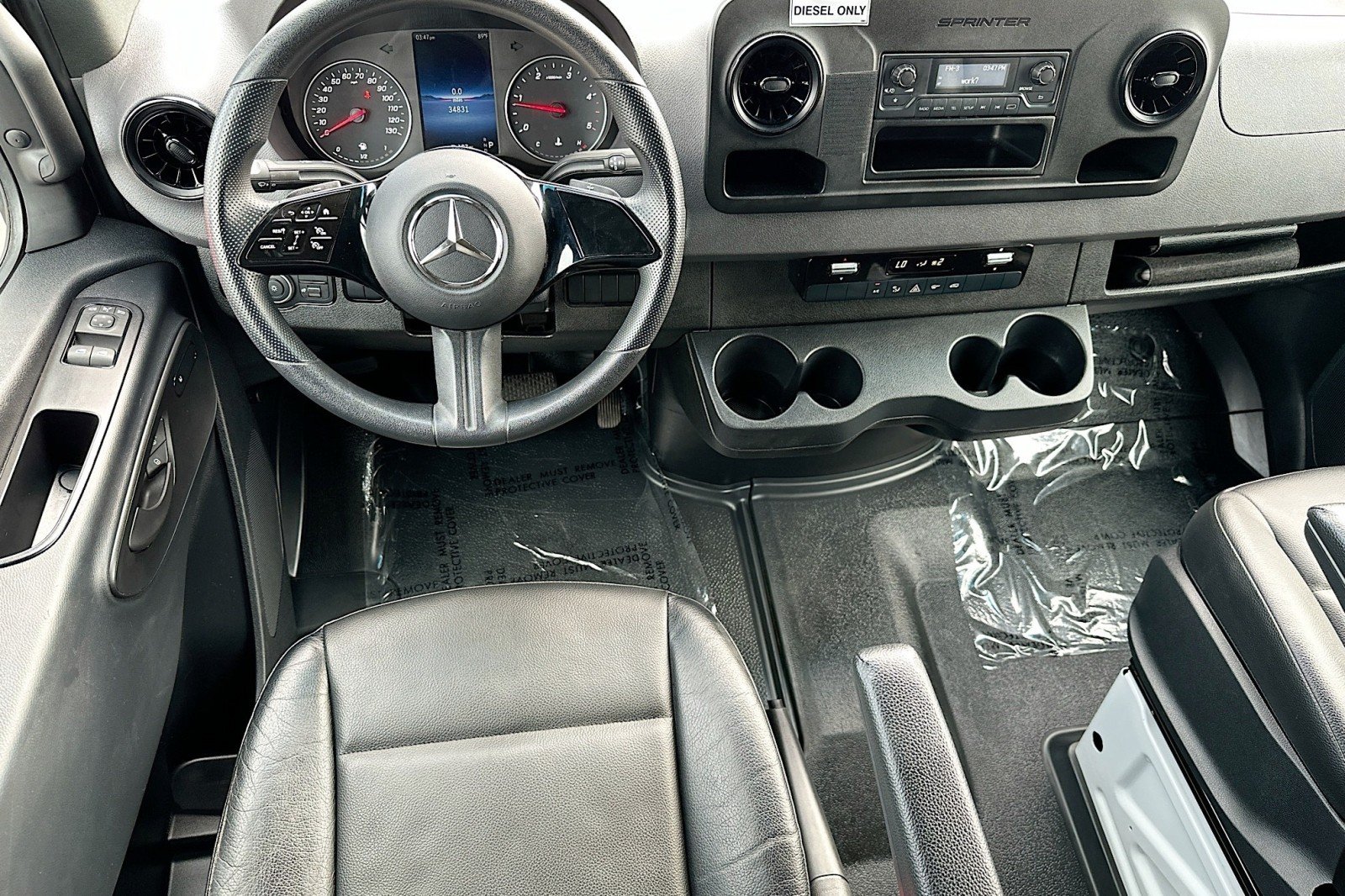 Used 2025 Arctic White Mercedes-Benz  image 5