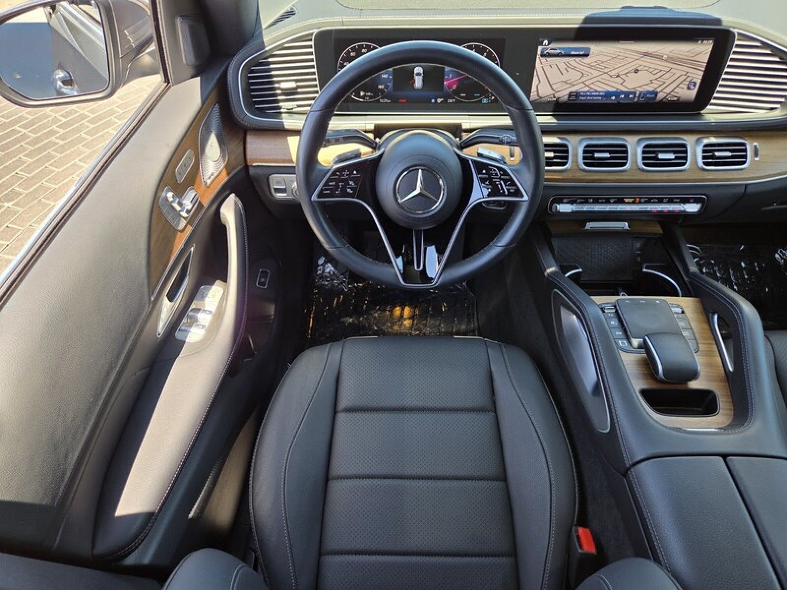 Used 2026 Selenite Grey Metallic Mercedes-Benz GLE 350 4MATIC® SUV image 16