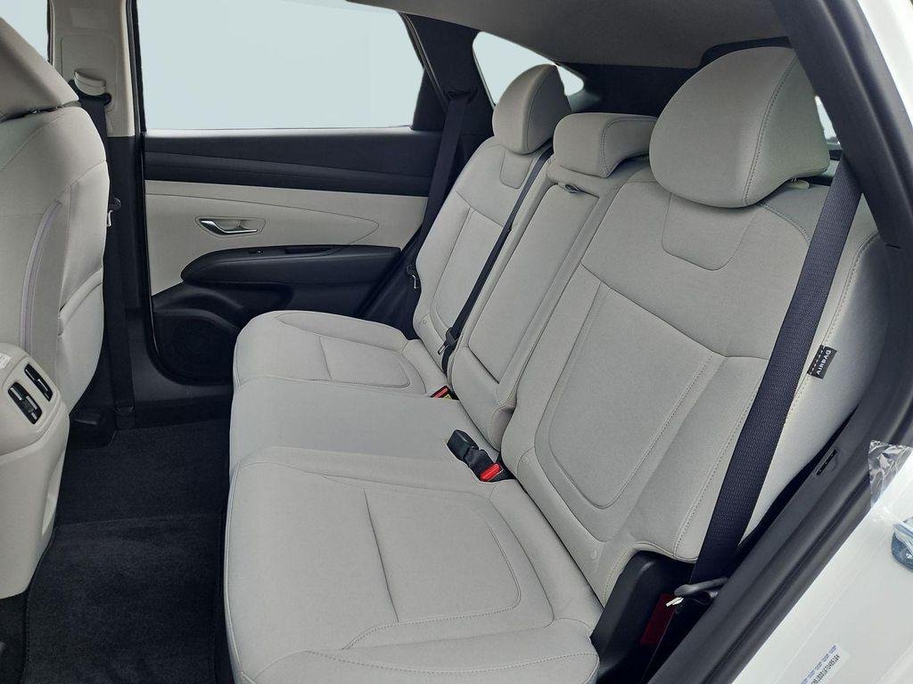 New 2026 White Hyundai SEL AWD image 23