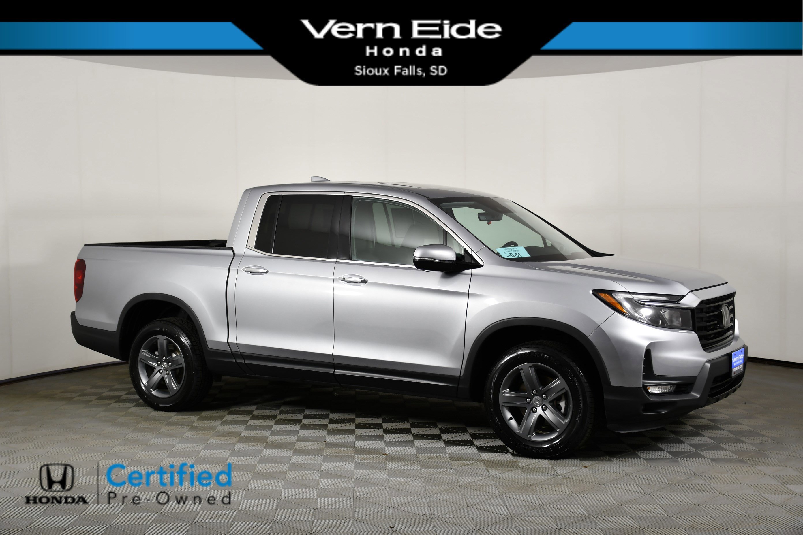 2023 Honda Ridgeline RTL-E AWD's photo