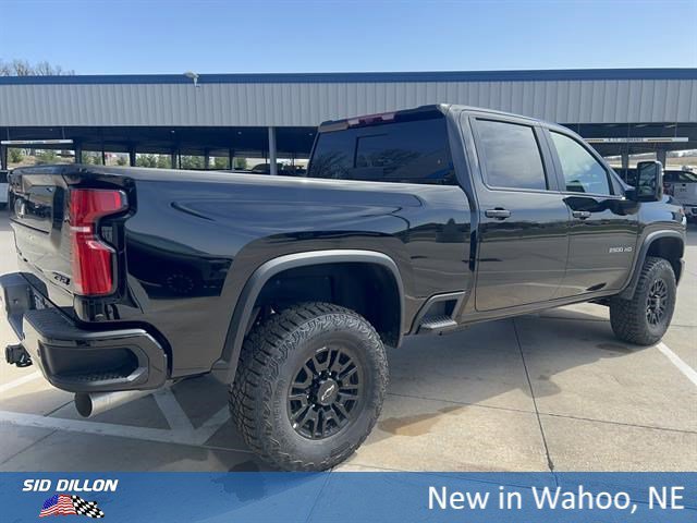 2026 Chevrolet Silverado 2500 HD ZR2 - Photo 6