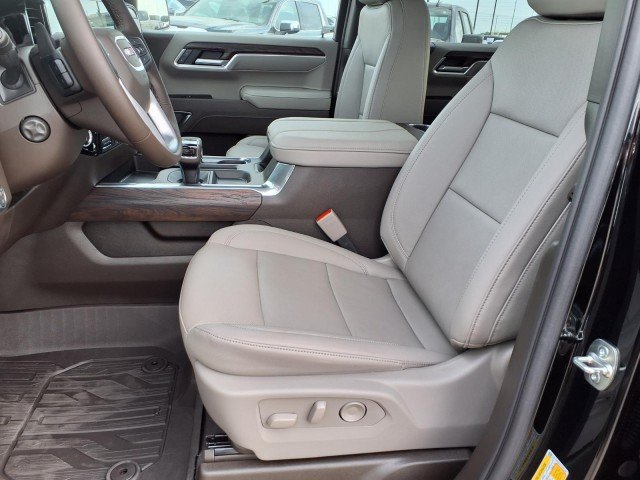 New 2026 Onyx Black GMC SLT image 11
