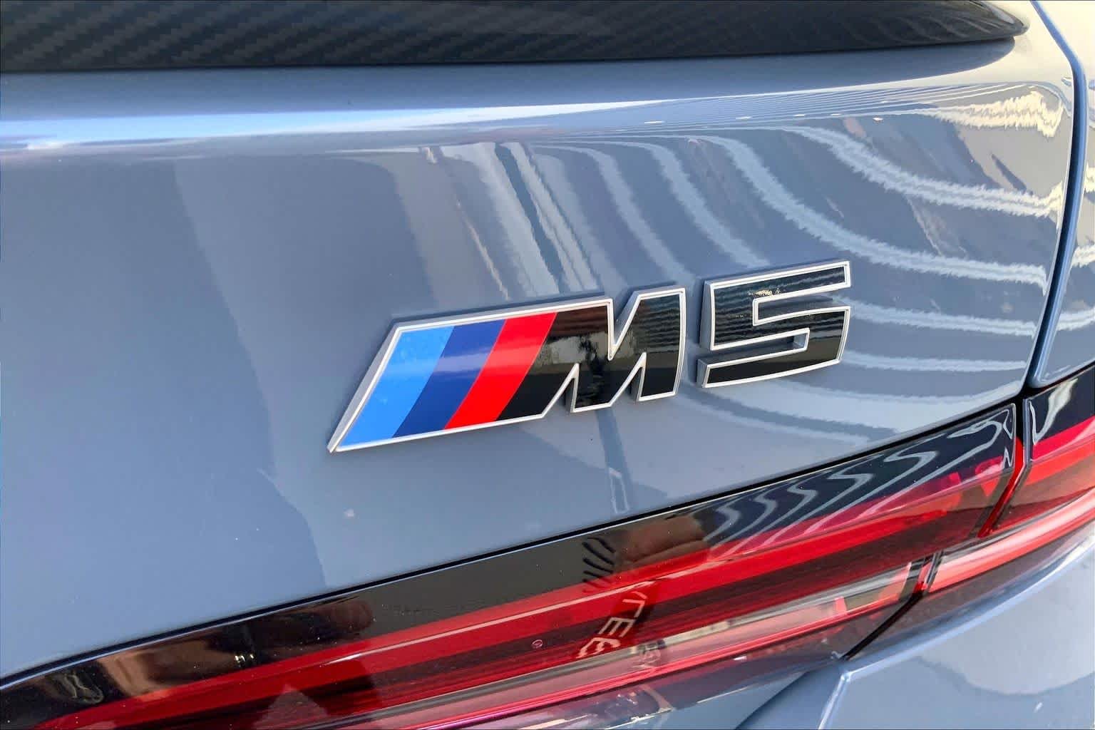 Used 2026 Storm Bay Metallic BMW  image 31