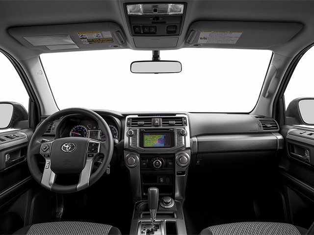 Used 2014 White Toyota SR5 image 7