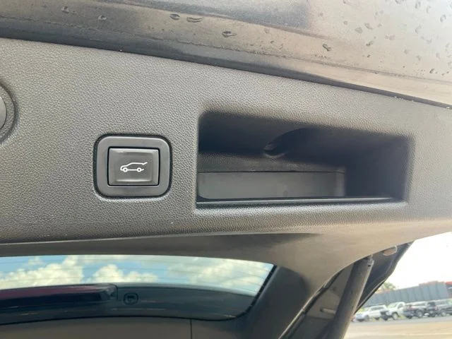 Used 2019 Gray Chevrolet LT image 29