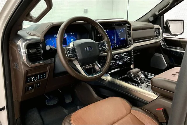 Used 2025 Star White Metallic Tri-Coat Ford King Ranch image 17