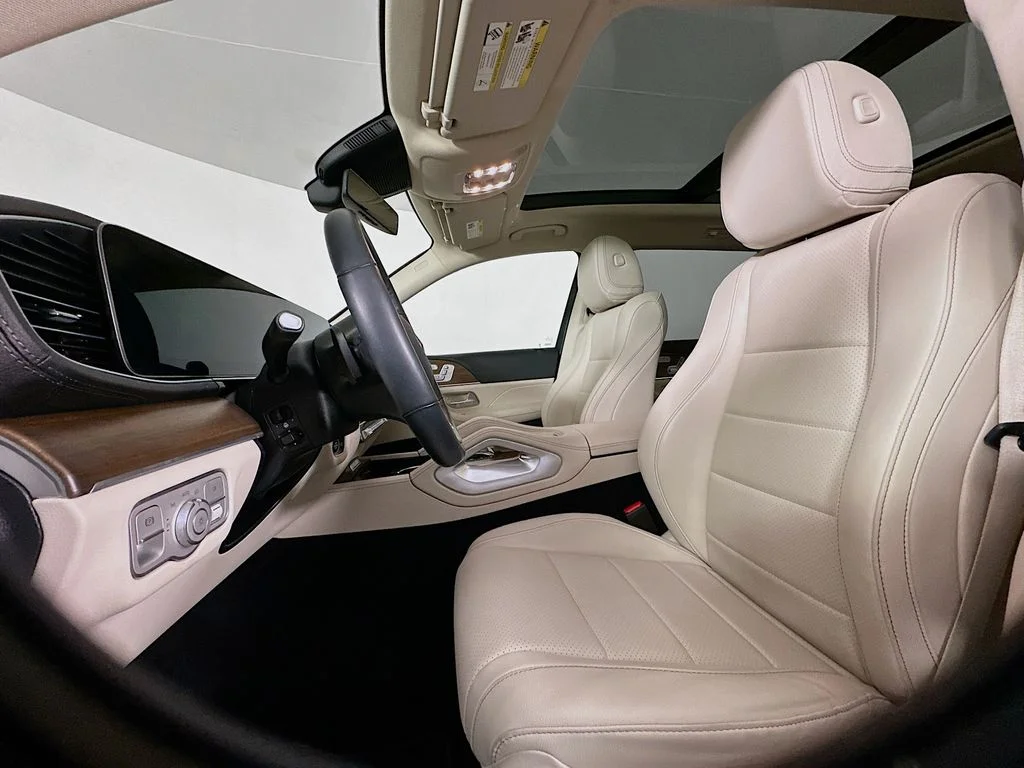 Used 2023 White Mercedes-Benz GLS 450 image 22