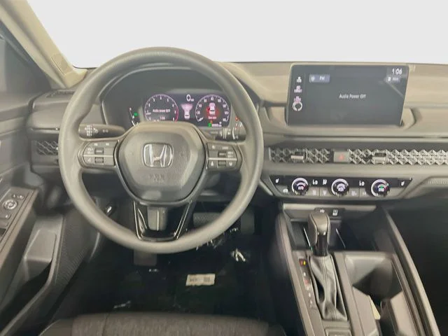 New 2026 Solar Silver Metallic Honda SE image 17