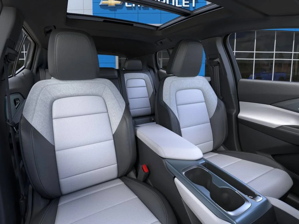 2026 Chevrolet Equinox EV 2LT - Photo 17