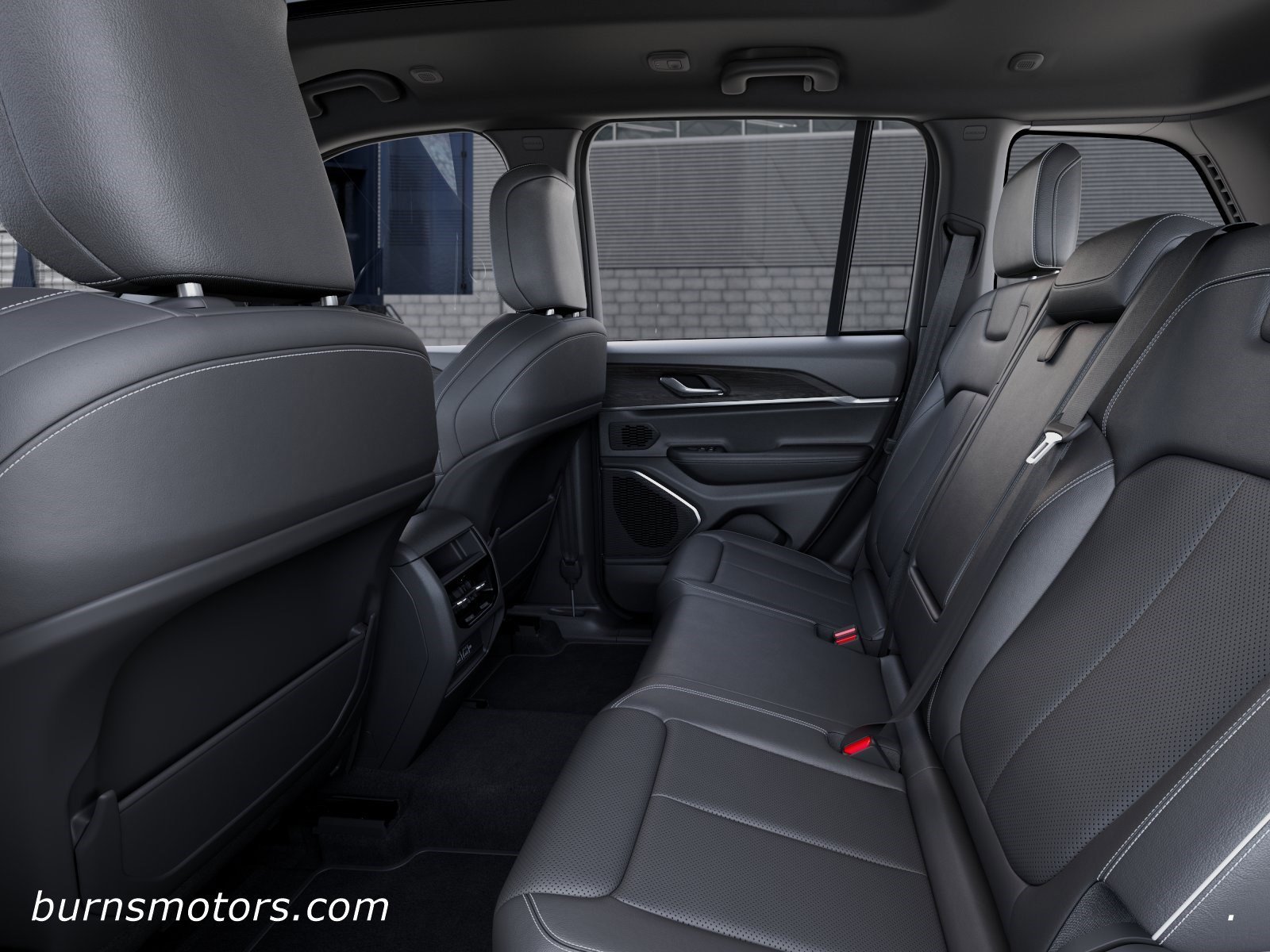 New 2026 Silver Zynith Exterior Paint Jeep Limited Reserve BLACKOUT image 23
