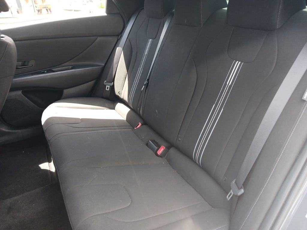 Used 2025 Gray Hyundai SEL Sport image 13