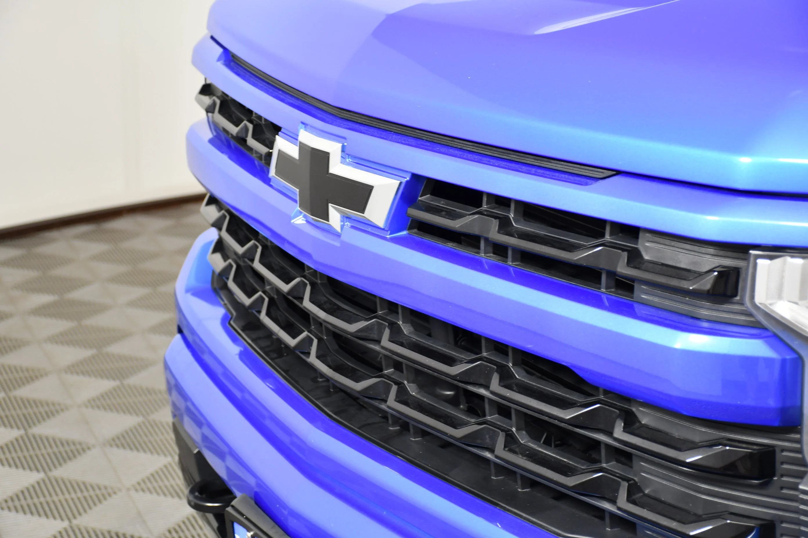 Used 2026 Riptide Blue Metallic Chevrolet RST image 11