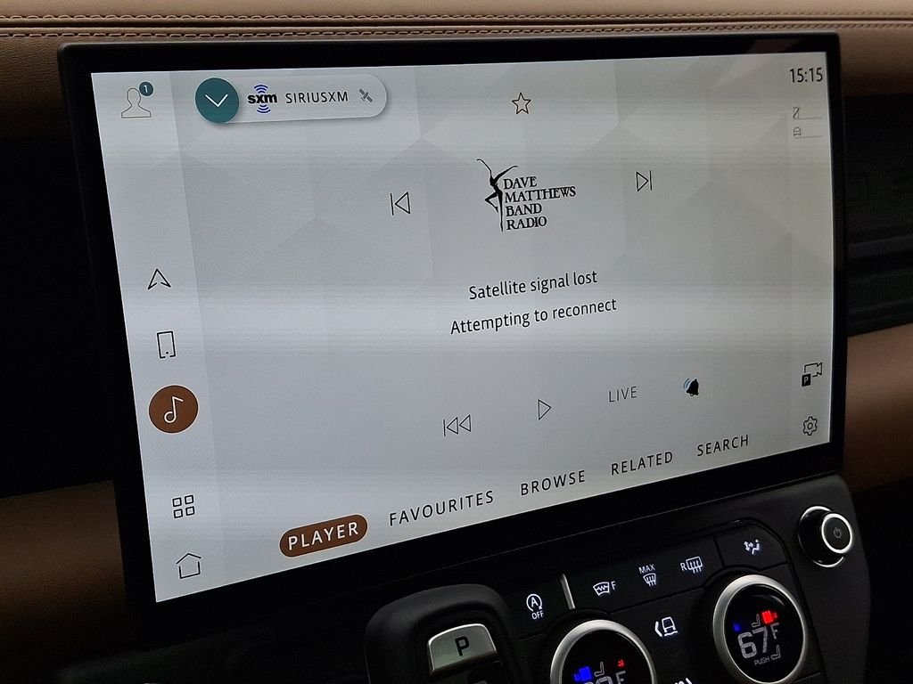 New 2026 Woolstone Green Land Rover X-Dynamic SE image 13