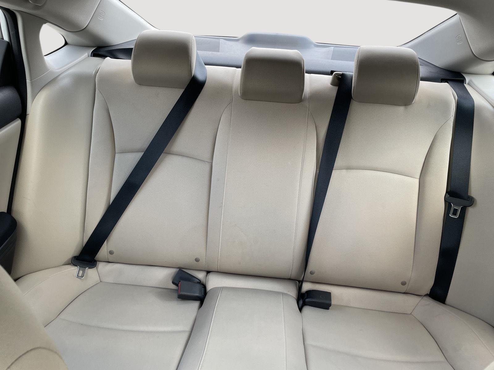 Used 2019 Platinum White Pearl Honda LX image 7