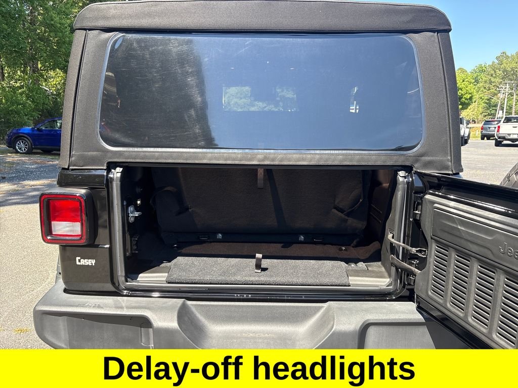 Used 2024 Black Jeep Sport S image 29