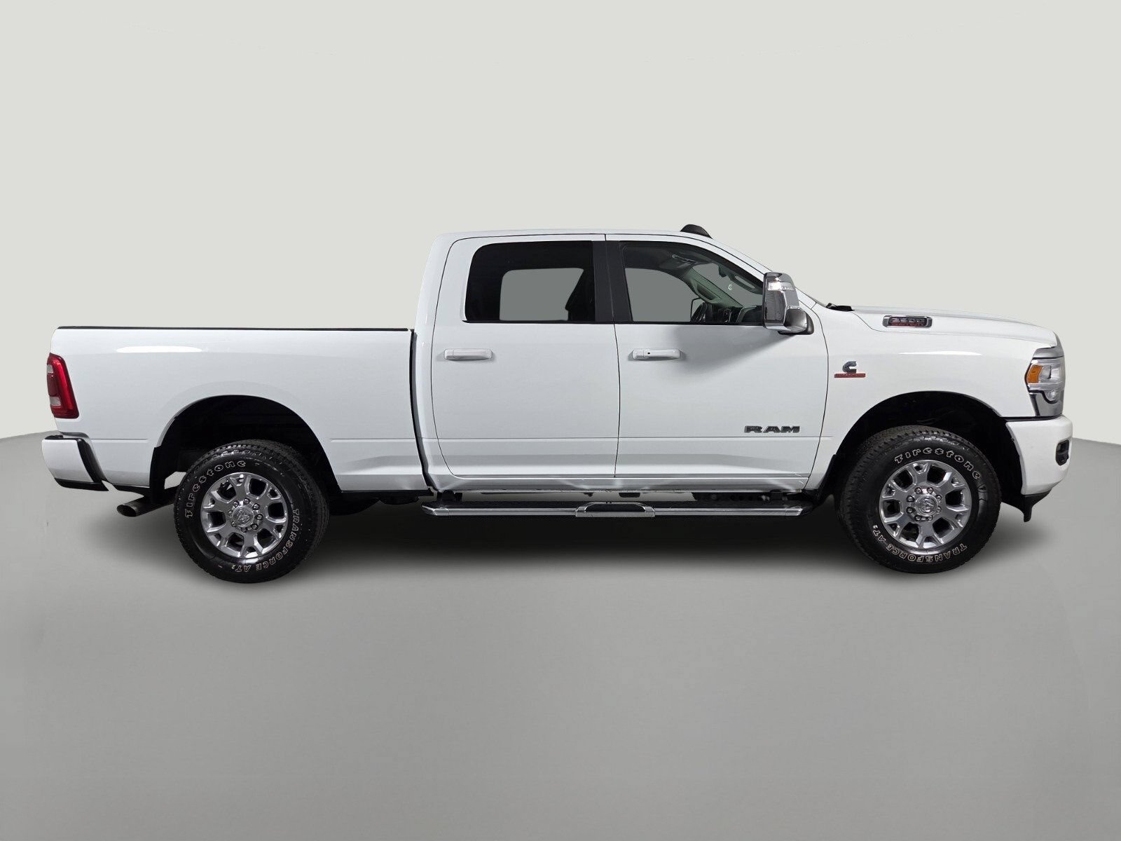 Used 2024 White Ram Laramie image 7