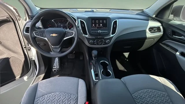 Used 2022 SUMMIT WHITE Chevrolet LS image 16