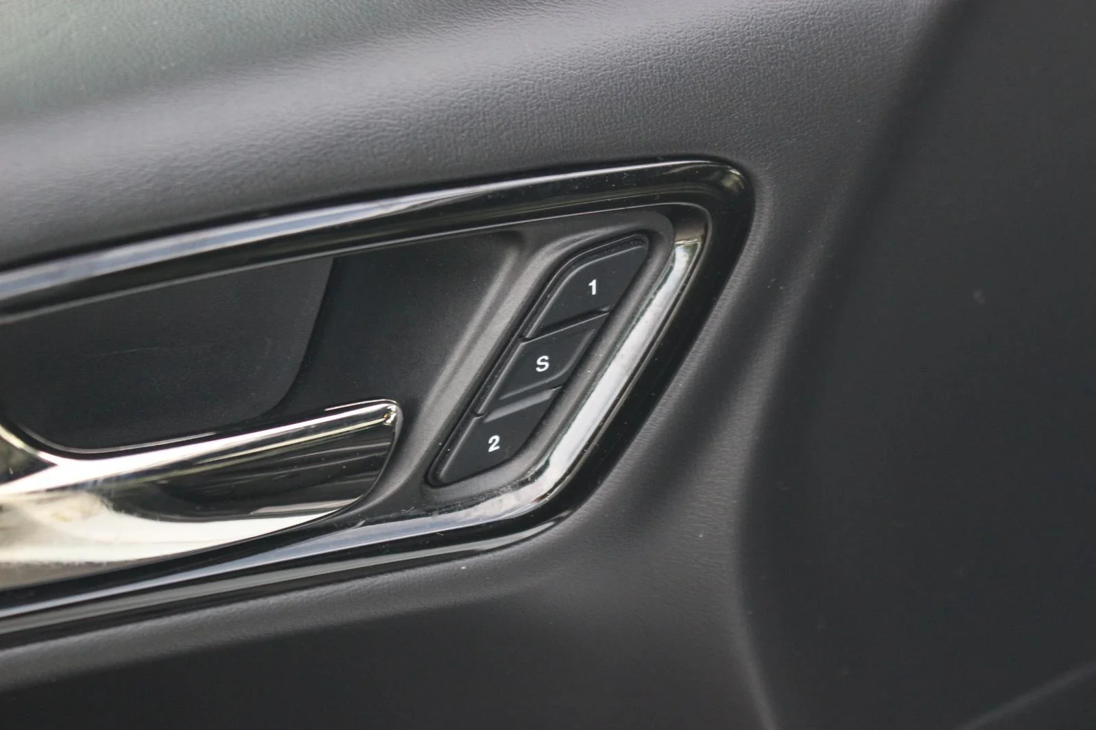 Used 2022 White Dodge R/T Plus image 16