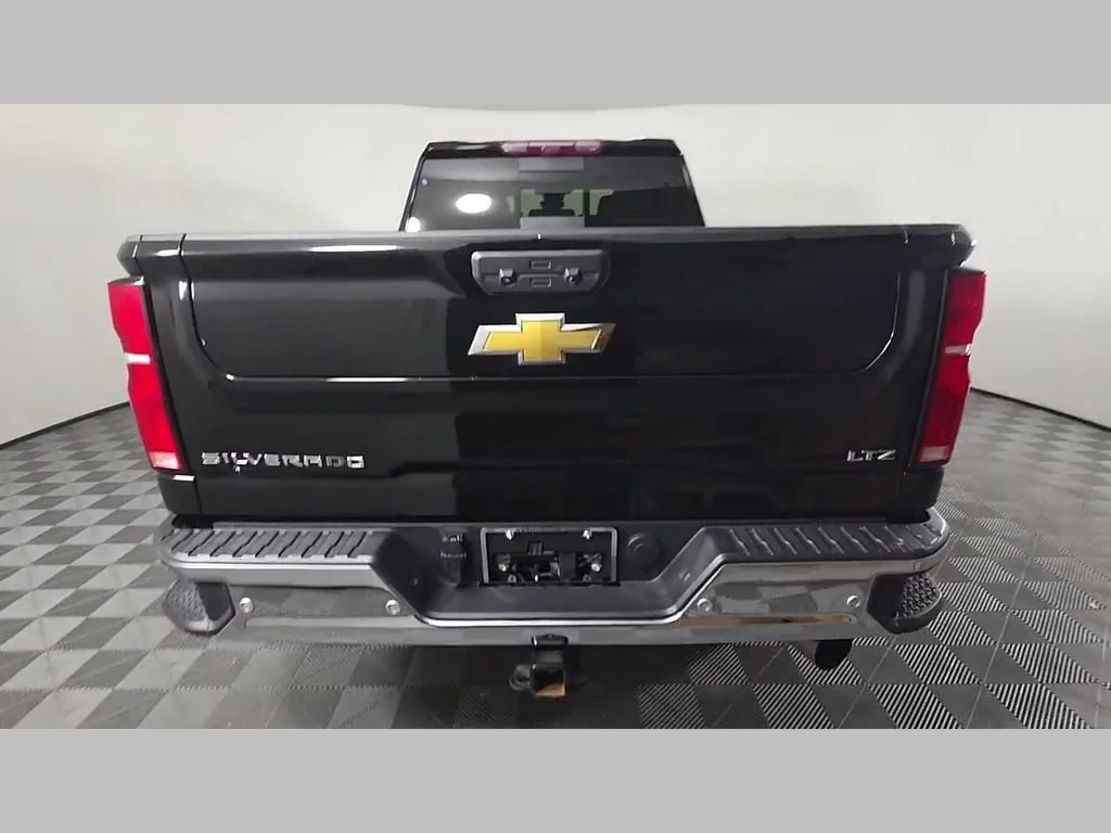 Used 2025 Black Chevrolet LTZ image 45