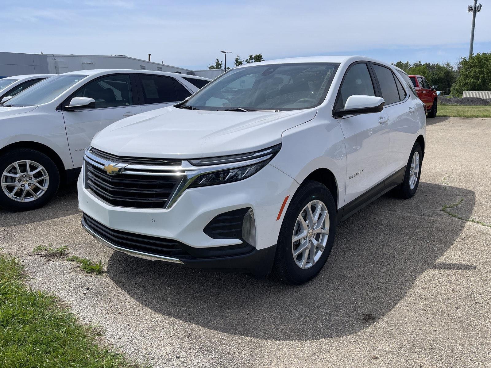 2024 Chevrolet Equinox LT 1.5T's photo