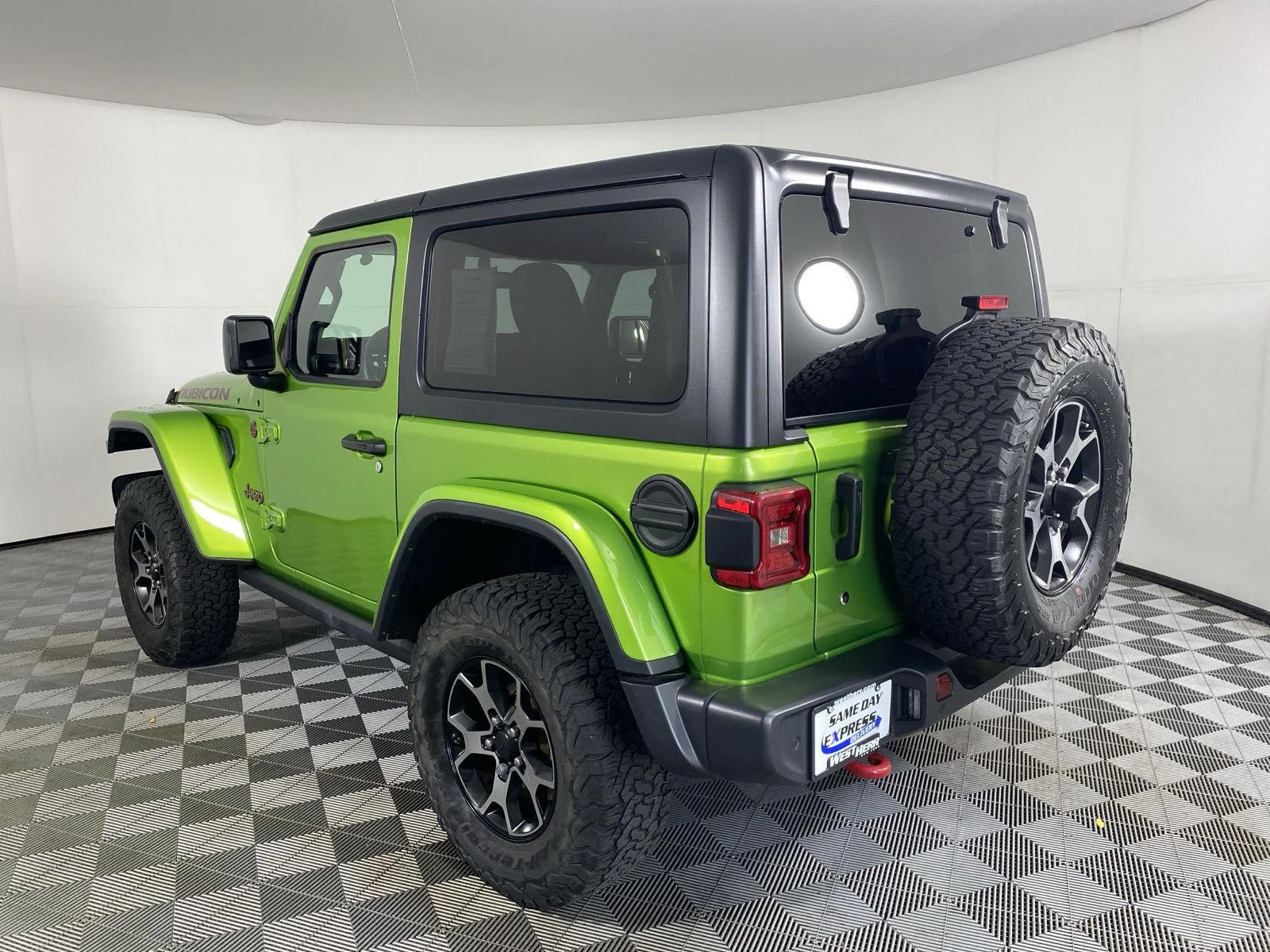Used 2018 Mojito! Clearcoat Jeep Rubicon image 14