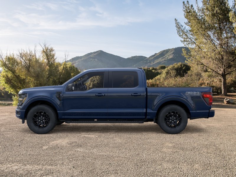 New 2026 Antimatter Blue Metallic Ford XLT image 3