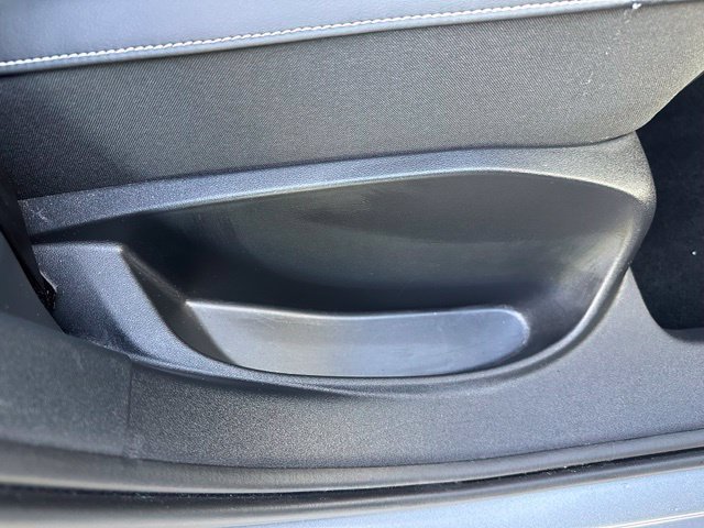 Used 2026 Silver Volkswagen SE image 27