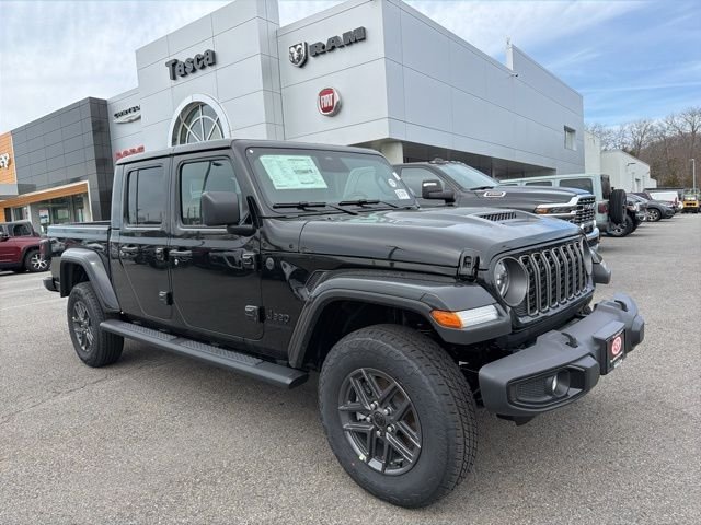2026 Jeep Gladiator Sport S Auto's photo