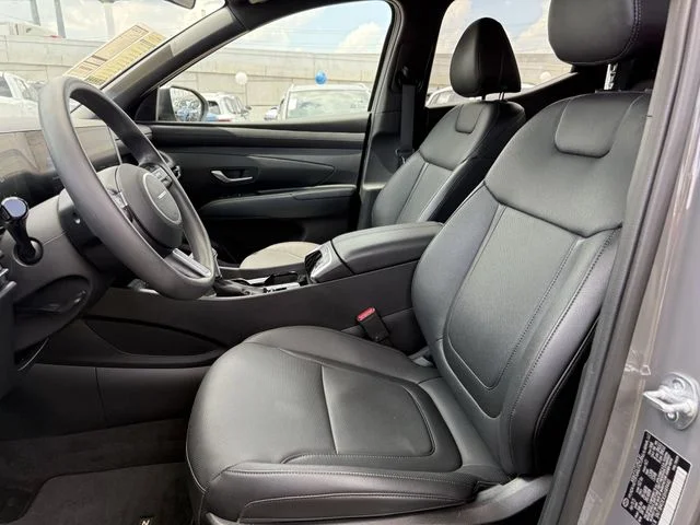 Used 2025 Gray Hyundai SEL image 22