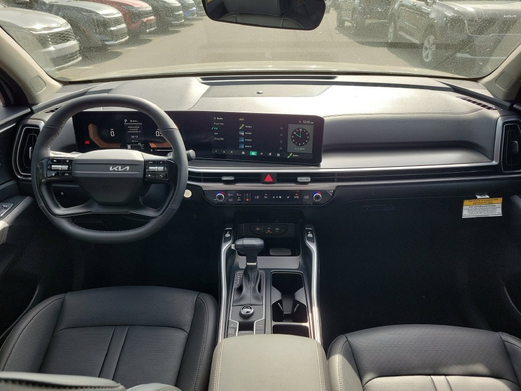 New 2026 Wolf Gray Kia S image 17
