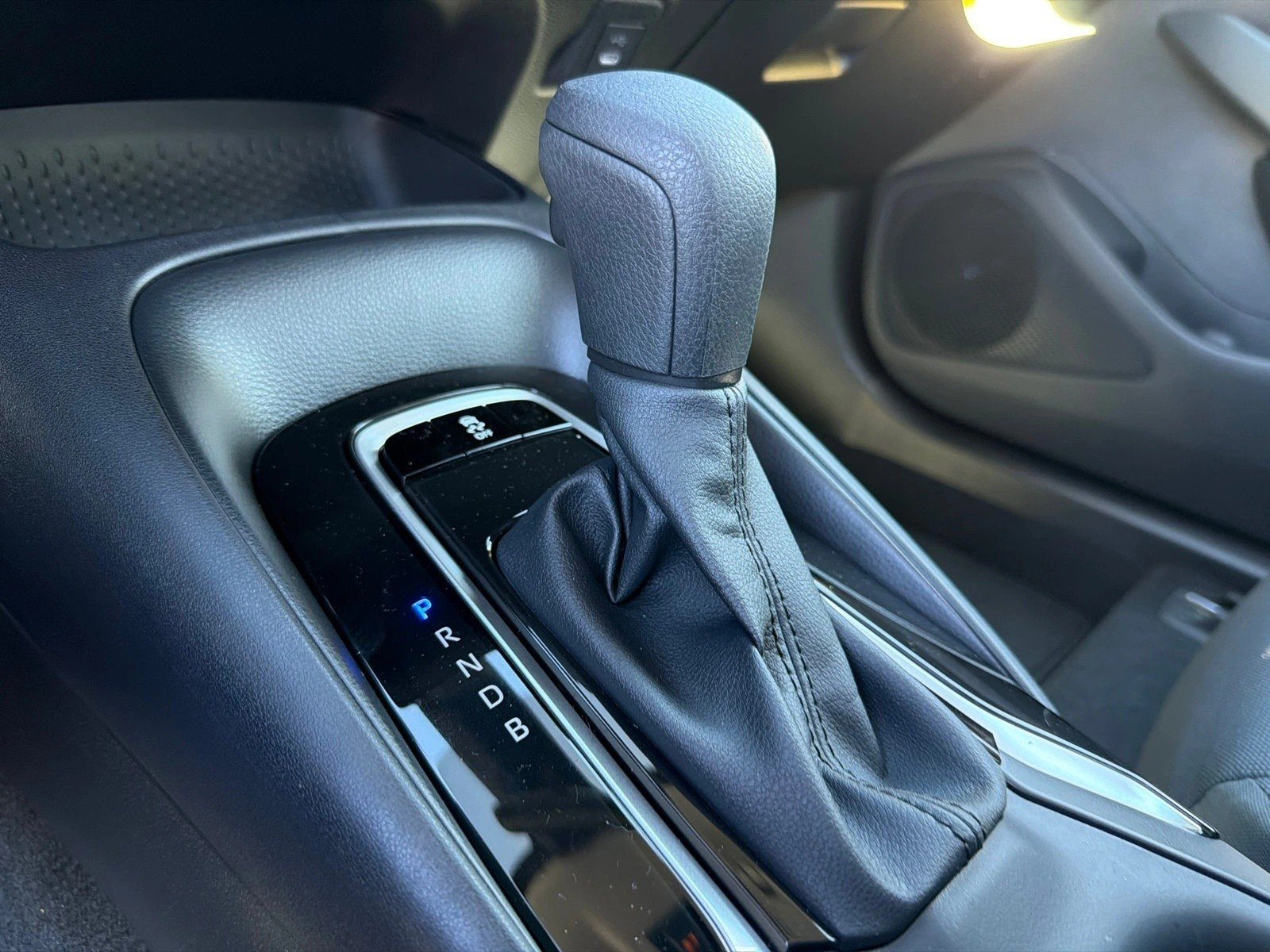 New 2027 Classic Silver Metallic Toyota LE image 30