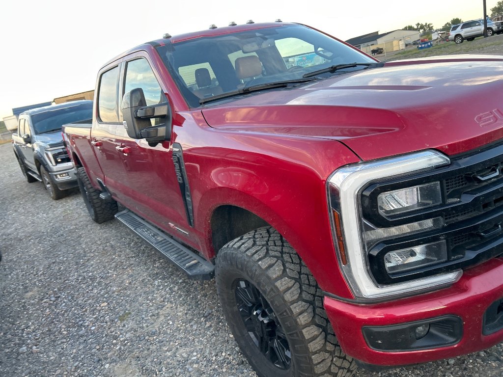 Used 2024 RAPID RED Ford LARIAT image 9