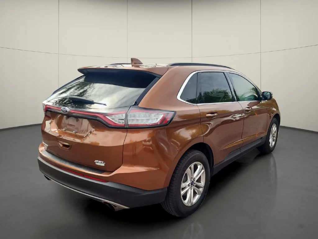Used 2017 Red Ford SEL image 7