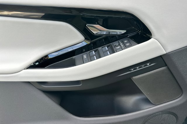 New 2026 Tribeca Blue Land Rover Hoxton Edition image 10