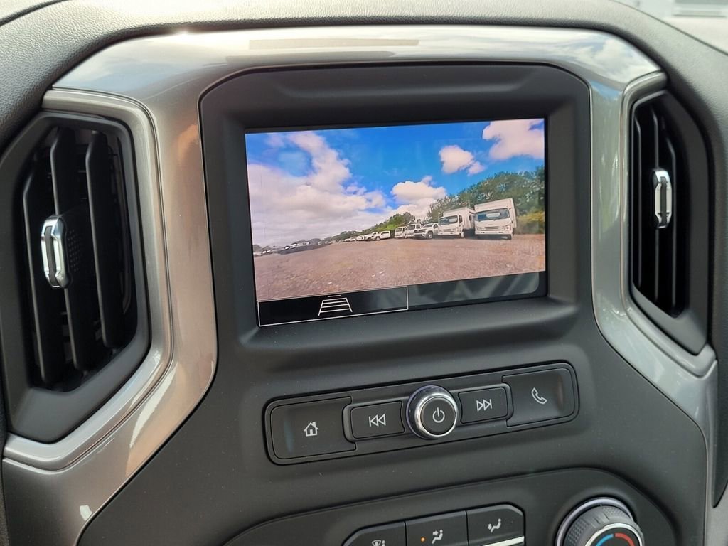 New 2025 Summit White Chevrolet Work Truck image 17