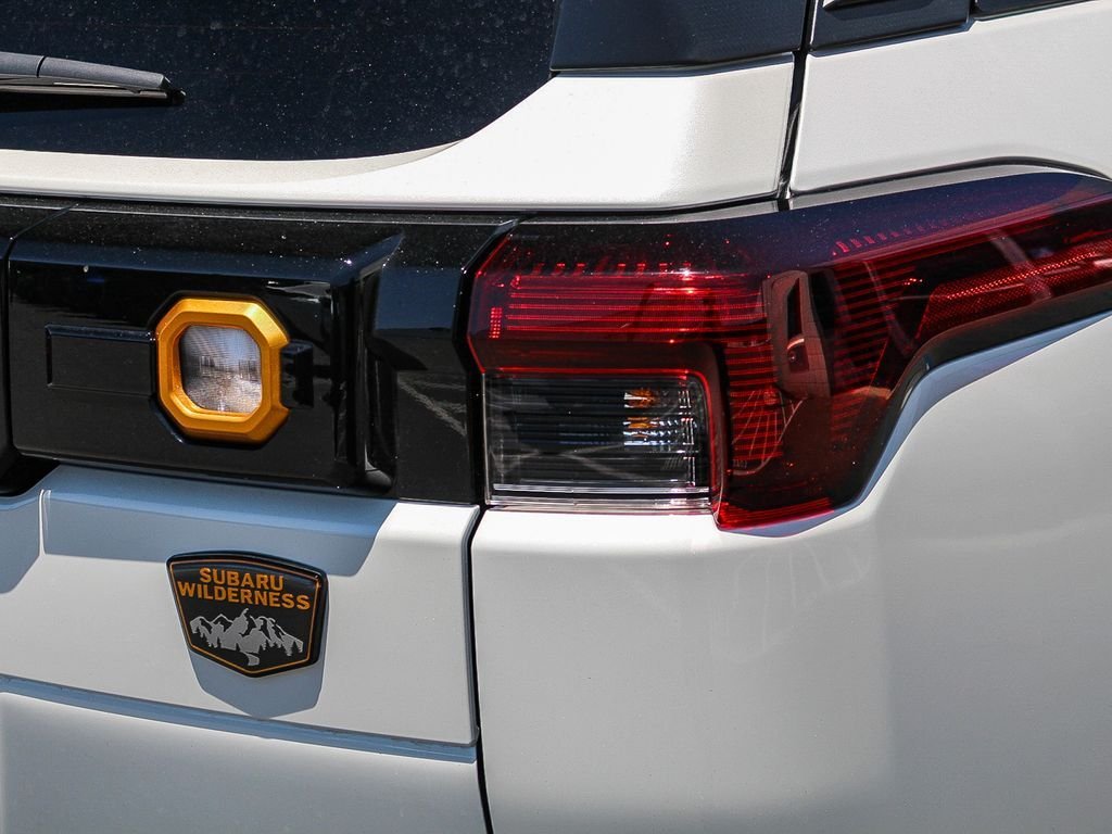 New 2026 CRYSTAL WHITE PEARL Subaru Wilderness image 7