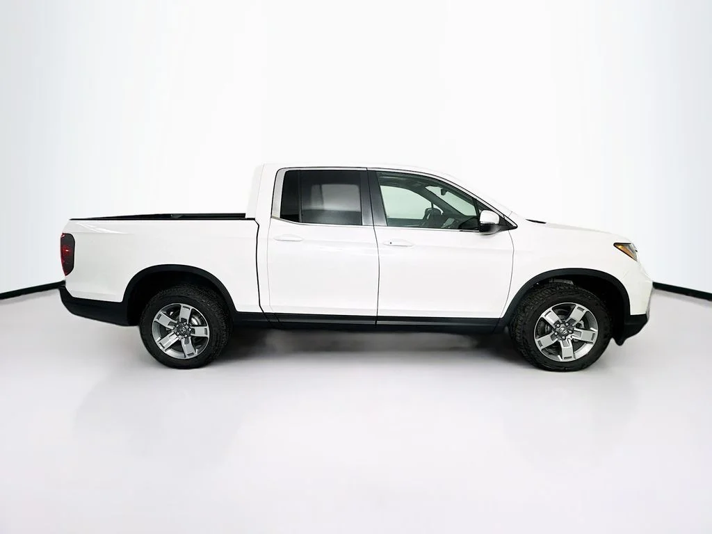 New 2026 Platinum White Pearl Honda RTL image 9