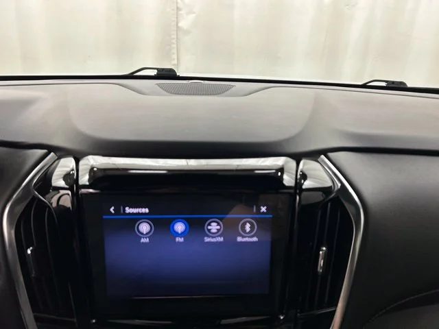 Used 2022 White Chevrolet Premier image 14