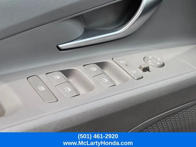 Used 2025 Gray Hyundai SEL Convenience image 34